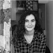 Étant étudiante à l’université en licence information et communication parcours culture et médias et ayant obtenu mon bac avec mention, je me propose afin de vous donner des cours